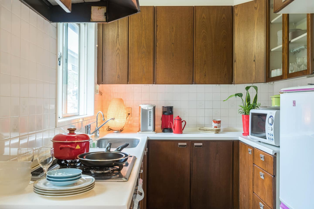 Room Shared Kitchen